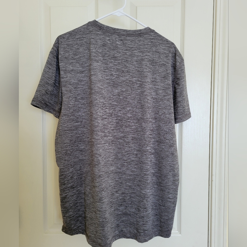 Lot of 4 mens American Eagle t shirts logo size large Activewear Gym - Picture 9 of 9